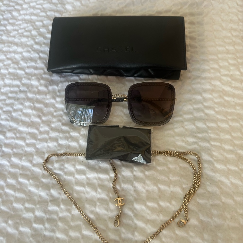 Repost Chanel sunglasses Authentic